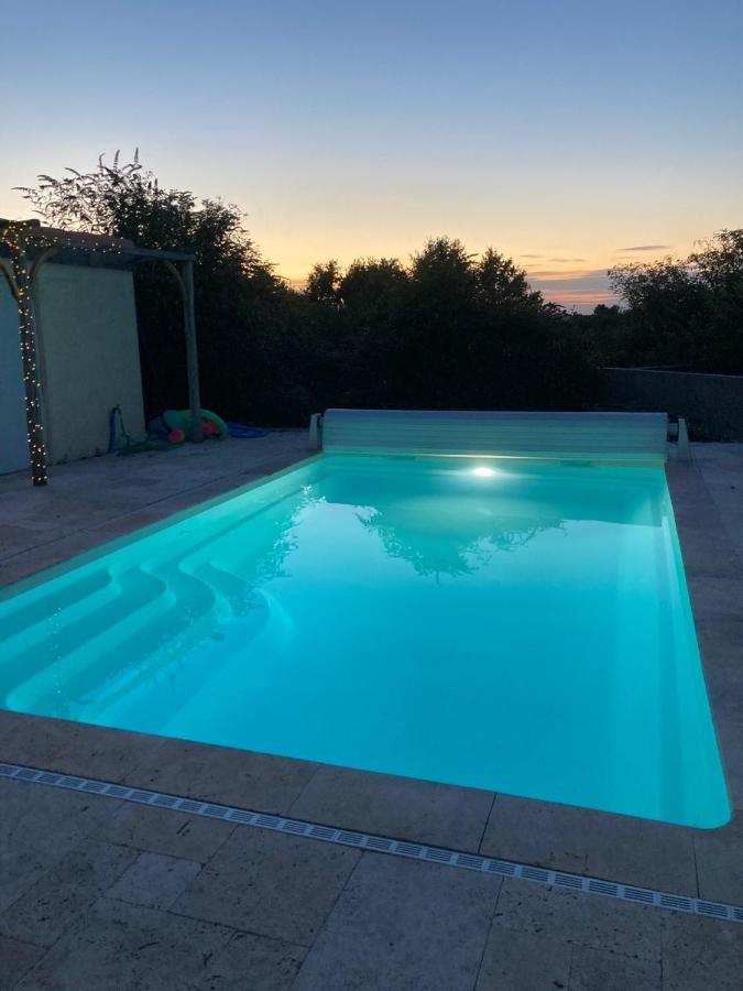 Rustic Cottage With Stunning Swimming Pool Saint-Front  Exterior foto
